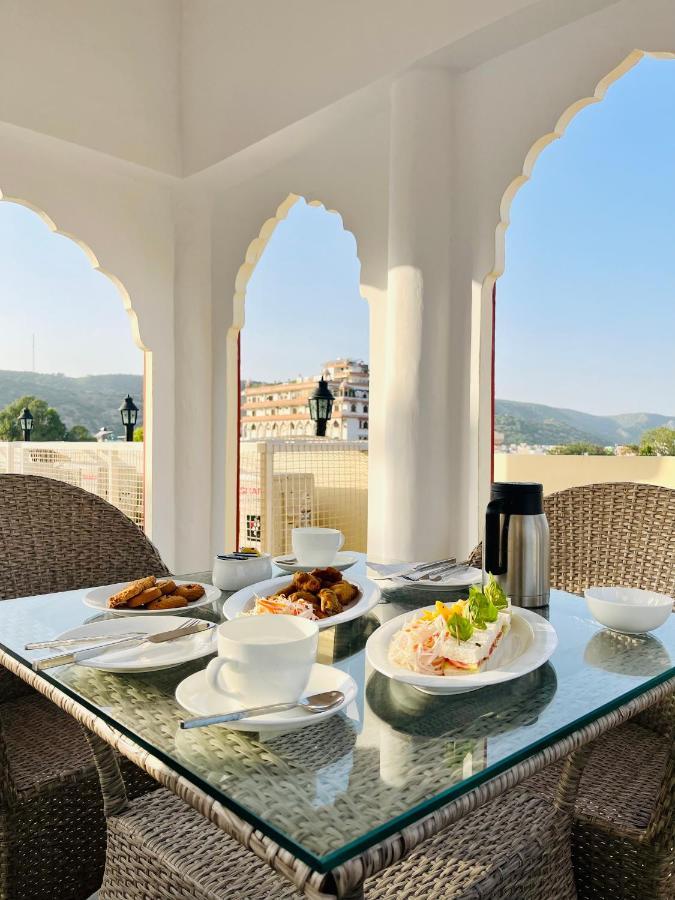 Hotel Amayra Jaipur Luaran gambar